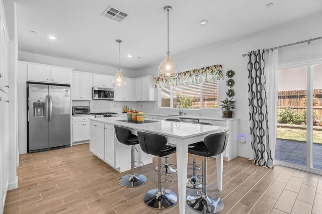 7232 E Cornell Avenue, Fresno, CA 93737