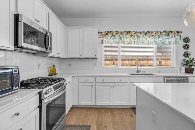 7232 E Cornell Avenue, Fresno, CA 93737