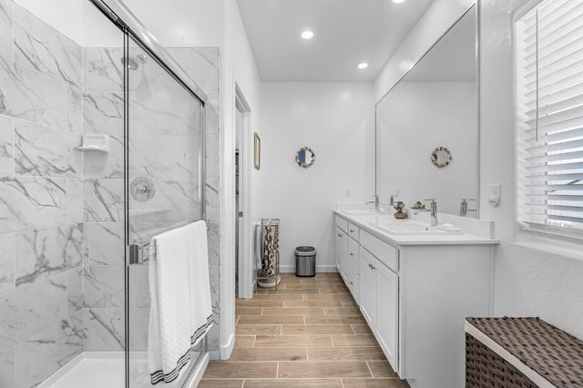 7232 E Cornell Avenue, Fresno, CA 93737