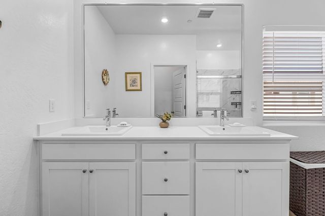 7232 E Cornell Avenue, Fresno, CA 93737