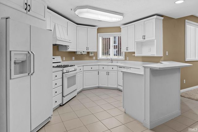 3913 Sunnycroft Place, West Lafayette, IN 47906