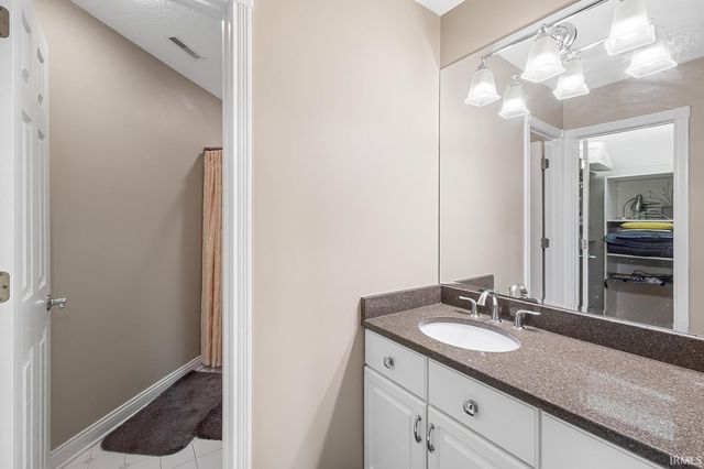 3913 Sunnycroft Place, West Lafayette, IN 47906