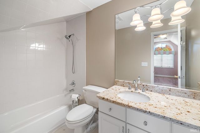 3913 Sunnycroft Place, West Lafayette, IN 47906