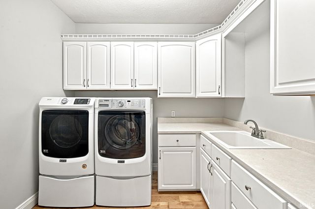 3913 Sunnycroft Place, West Lafayette, IN 47906
