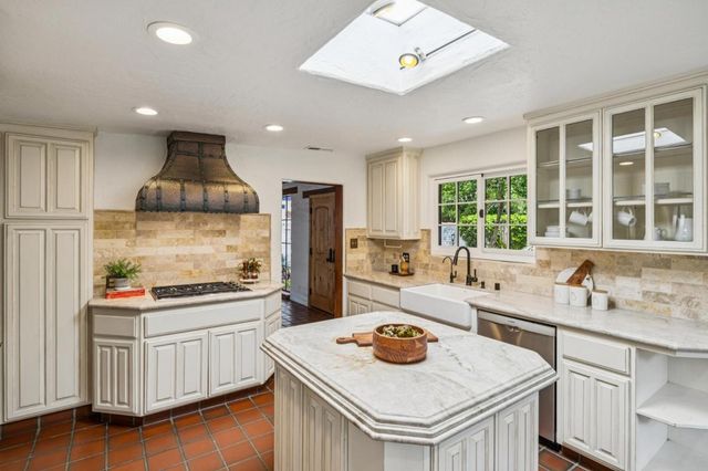 237 Harding Avenue, Los Gatos, CA 95030