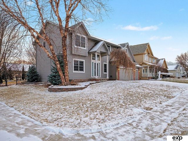 19605 Pierce Street, Omaha, NE 68130