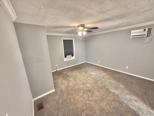 206 Massee Dr, Dothan, AL 36301