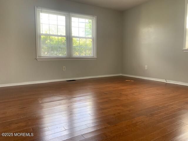 1560 Whittier Avenue, Toms River, NJ 08753