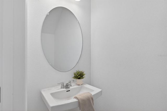 2339 ALEE LANE, Wesley Chapel, FL 33543