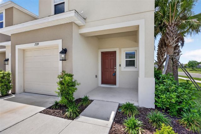 2339 ALEE LANE, Wesley Chapel, FL 33543