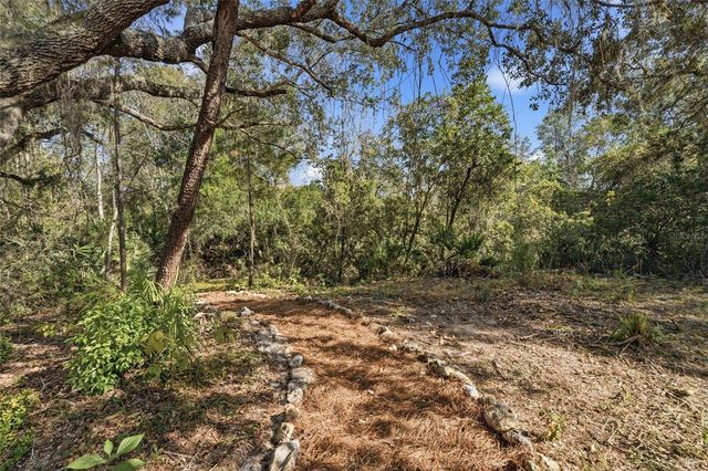 241 OVERLOOK DRIVE, Chuluota, FL 32766