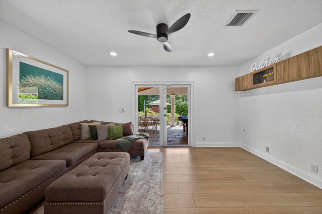 510 NE 8th Avenue, Fort Lauderdale, FL 33301