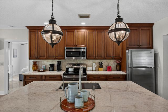 510 NE 8th Avenue, Fort Lauderdale, FL 33301