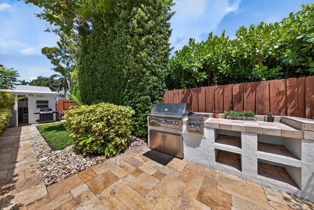 510 NE 8th Avenue, Fort Lauderdale, FL 33301