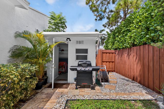 510 NE 8th Avenue, Fort Lauderdale, FL 33301