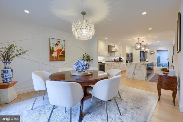 33 DEER FORD DR, Lancaster, PA 17601