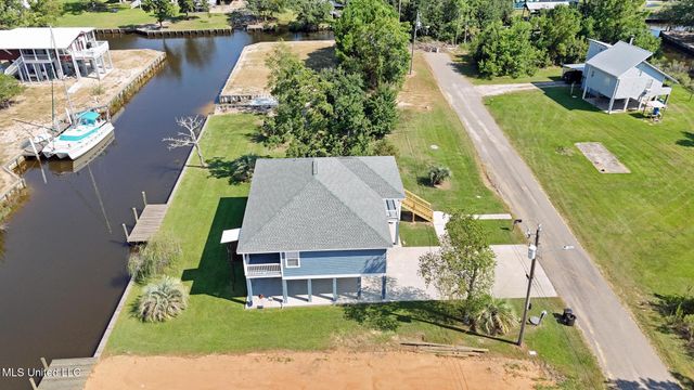 5012 Georgia Street, Bay Saint Louis, MS 39520