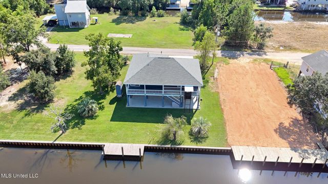 5012 Georgia Street, Bay Saint Louis, MS 39520