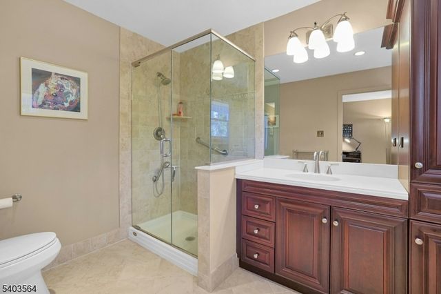 657 Jones Rd, River Vale Twp., NJ 07675