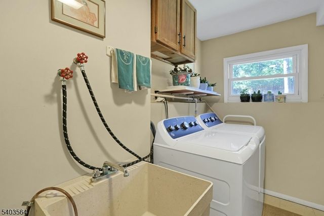 657 Jones Rd, River Vale Twp., NJ 07675