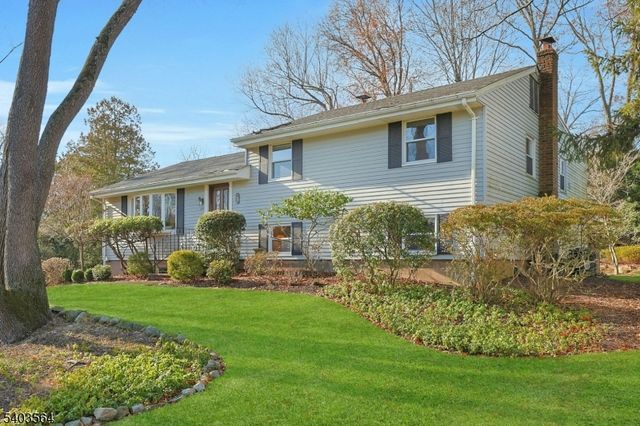 657 Jones Rd, River Vale Twp., NJ 07675