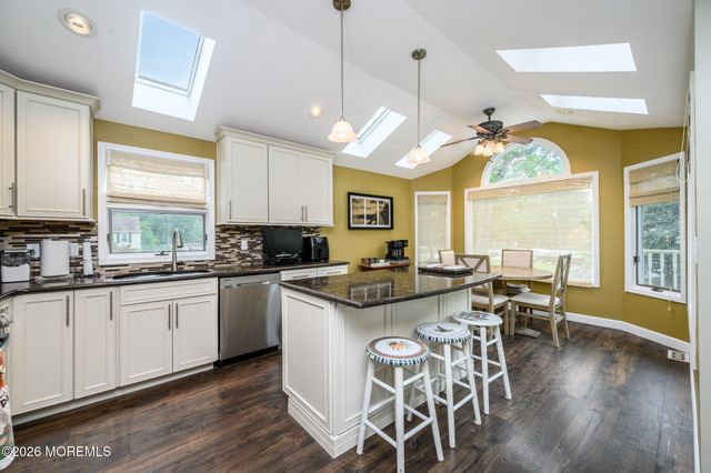 24 Claire Circle, Howell, NJ 07731