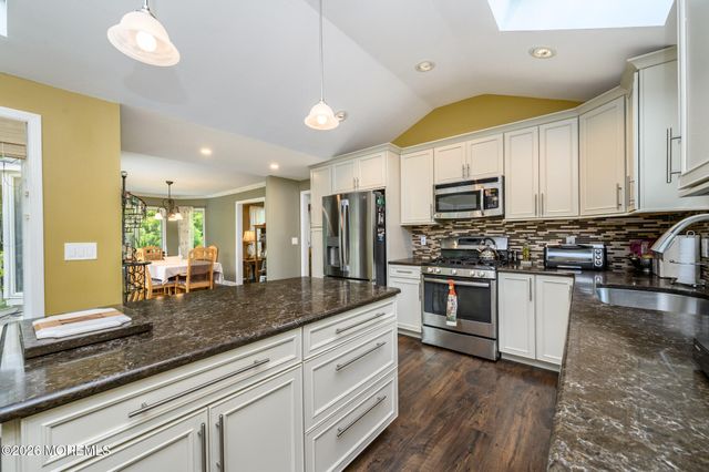 24 Claire Circle, Howell, NJ 07731