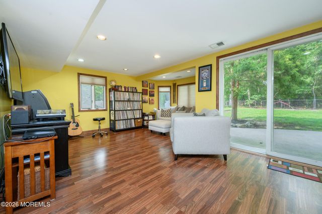 24 Claire Circle, Howell, NJ 07731