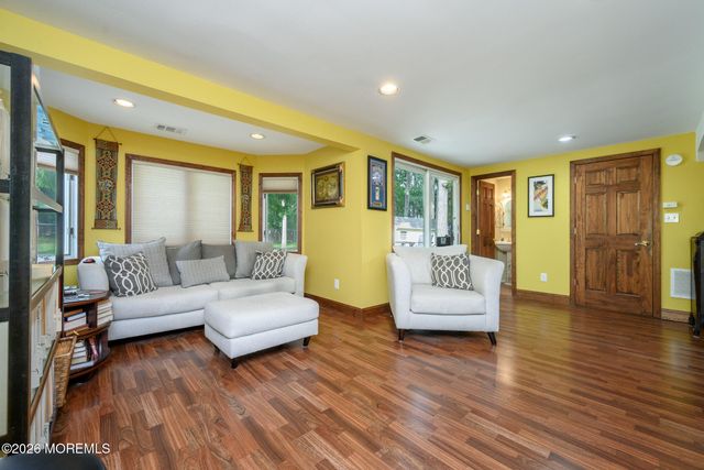 24 Claire Circle, Howell, NJ 07731