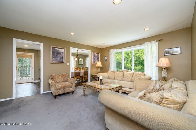24 Claire Circle, Howell, NJ 07731