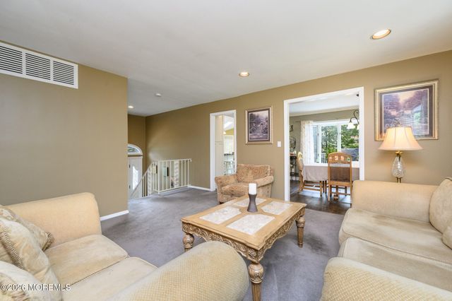 24 Claire Circle, Howell, NJ 07731