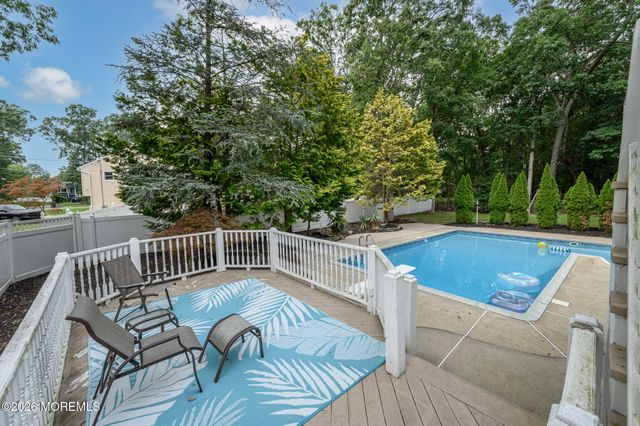 24 Claire Circle, Howell, NJ 07731