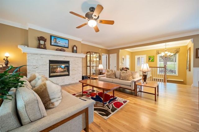 14410 NW 73rd Street, Kansas City, MO 64152