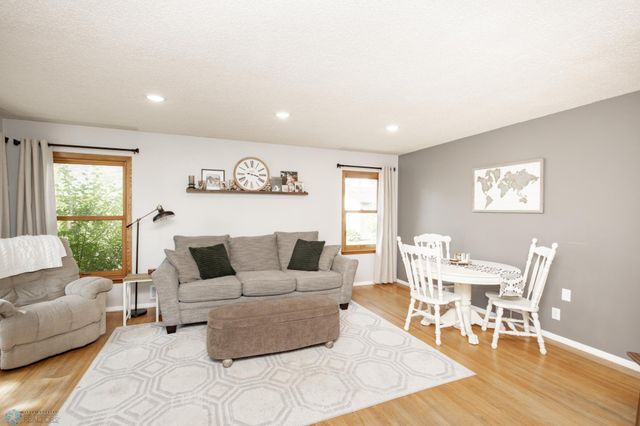 1015 14th Street S, Moorhead, MN 56560