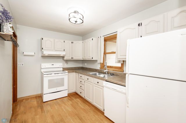 1015 14th Street S, Moorhead, MN 56560