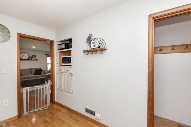 1015 14th Street S, Moorhead, MN 56560