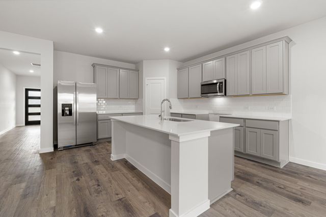 17331 White Peace Drive, Waller, TX 77484