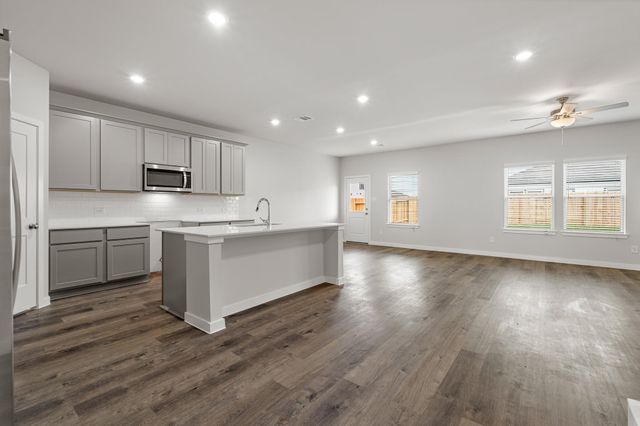 17331 White Peace Drive, Waller, TX 77484