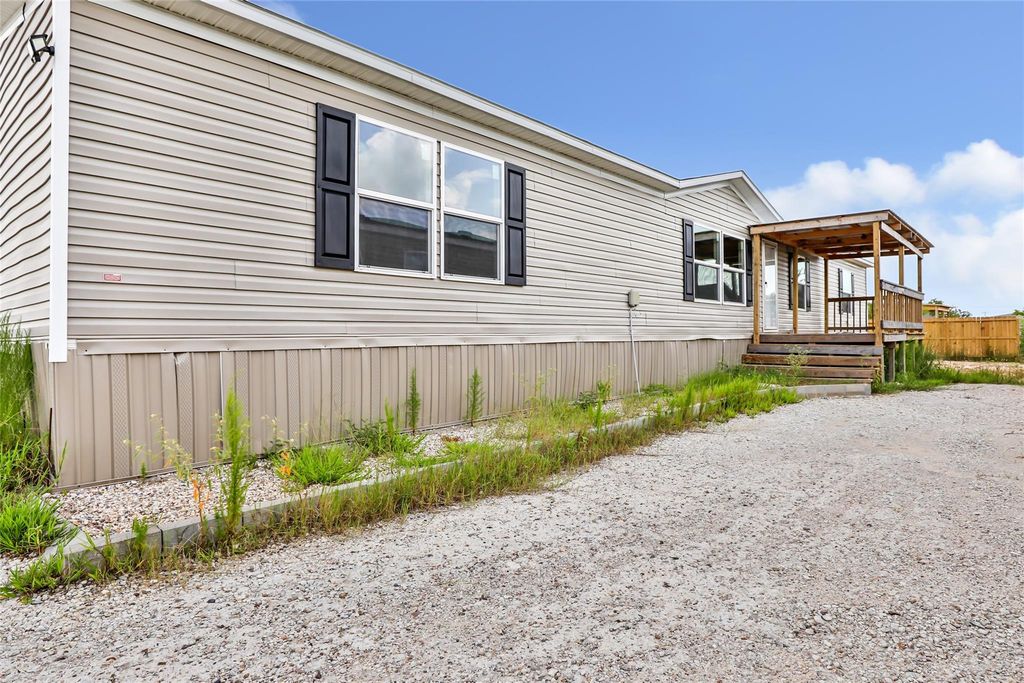 1466 Road 5734, Cleveland, TX 77327