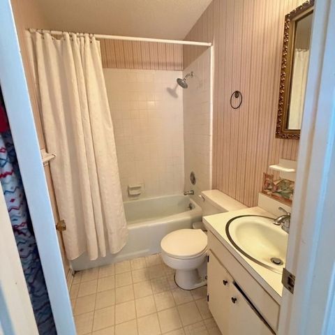 302 Wymberly Road, St Simons Island, GA 31522