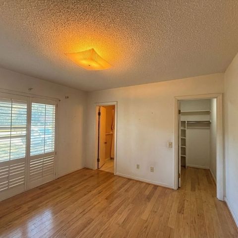 302 Wymberly Road, St Simons Island, GA 31522