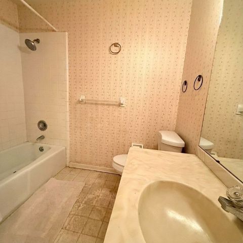 302 Wymberly Road, St Simons Island, GA 31522