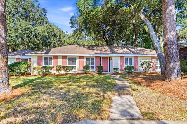 302 Wymberly Road, St Simons Island, GA 31522