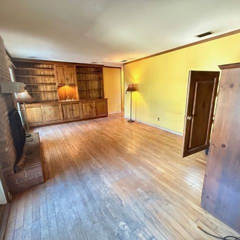 302 Wymberly Road, St Simons Island, GA 31522