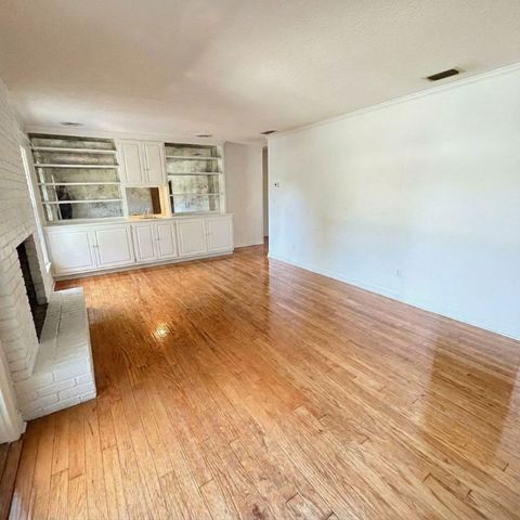 302 Wymberly Road, St Simons Island, GA 31522