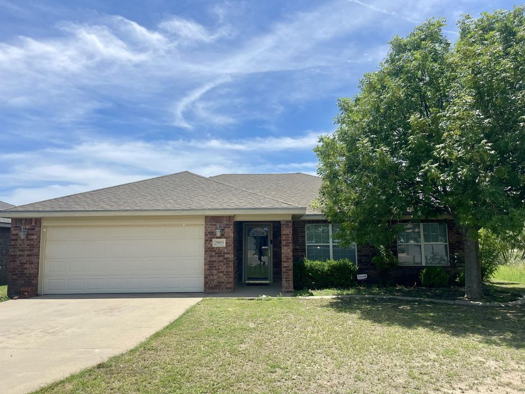 Image 1 of property listing at 2805 Mcgill Boulevard, San Angelo, TX 76905
