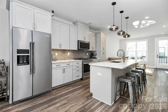 623 W Tremont Avenue, Charlotte, NC 28203