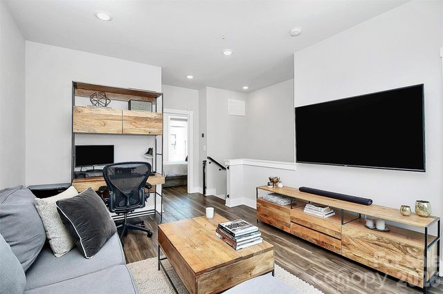 623 W Tremont Avenue, Charlotte, NC 28203