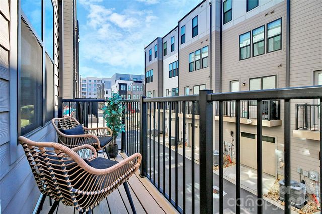 623 W Tremont Avenue, Charlotte, NC 28203