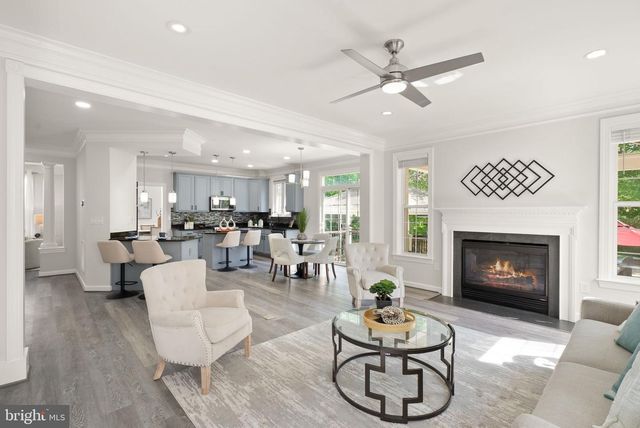 42669 EMPEROR DR, Brambleton, VA 20148